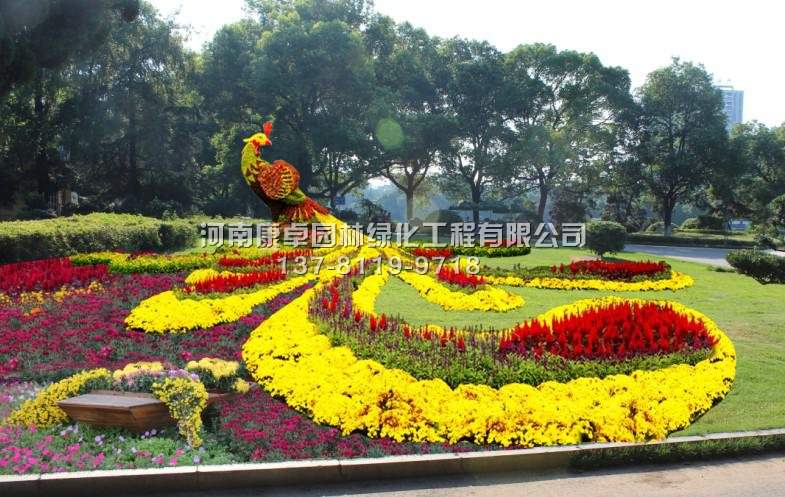 立体花坛成为城市绿化主角