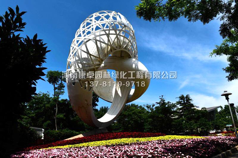 立体花坛扮靓青岛，迎接上合峰会